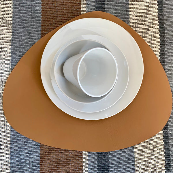 8pcs PVC Tan Leather Placemats Kitchen Placemat Dining Table Linen Washable Mats