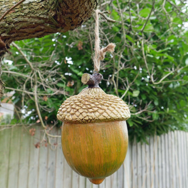Acorn Shape Nesting Box/ Bird House