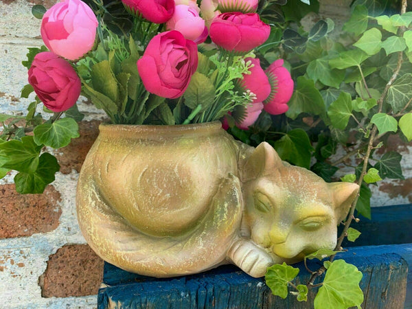 Sleeping Cat Ornamental Flower Pot Garden