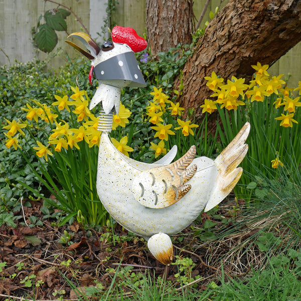 Chicken Flower Pot Garden Ornament - Ivory